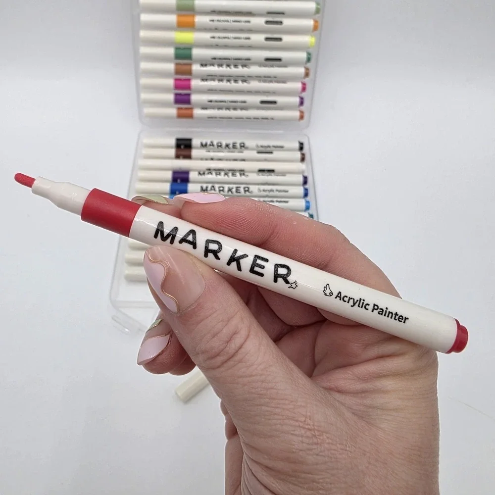 NEW! Touchdayu 24 pc Acrylic Paint Marker Set Water-based Medium Point w/ Case